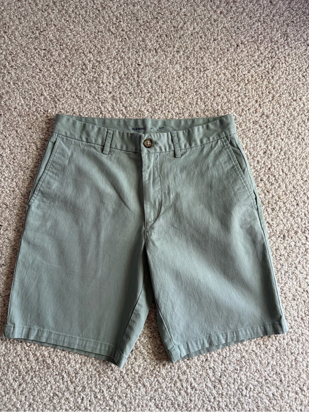 EUC Men’s Old Navy Flat-Front Chino Shorts